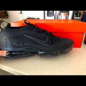 Brand new Nike vapormax fk 2021